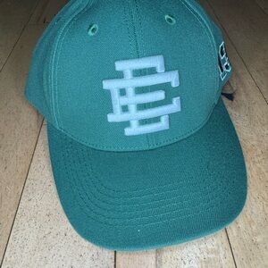 Eric Emanuel EE Basic Hat #13 SnapBack Green/White OS